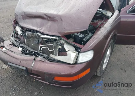 1997 Nissan Maxima Gle/Gxe/Se from USA, damaged, VIN JN1CA21D6VT835374